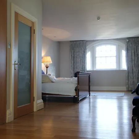 Penthouse Grafton Street 2 Apartment